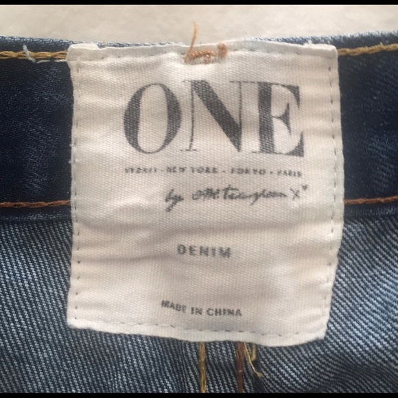 One Teaspoon Bandits - Picture 2 of 5